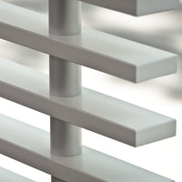 Weiß / Boden/Decke verspannt